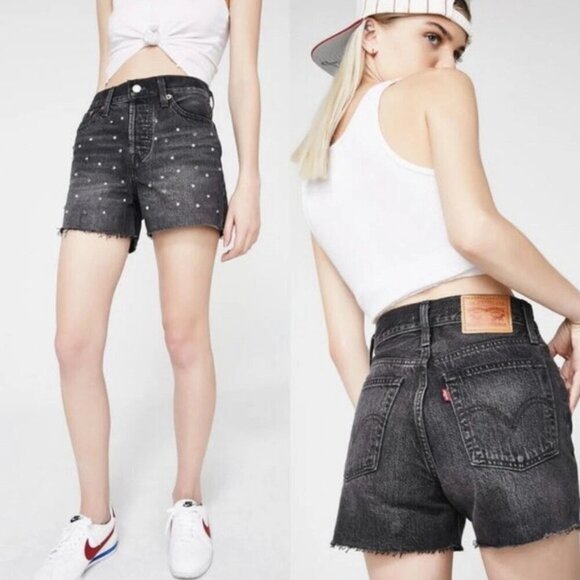 Levi’s Black Button Fly Studded Wedgie Fit Jean Shorts - 35668 - Picture 2 of 13